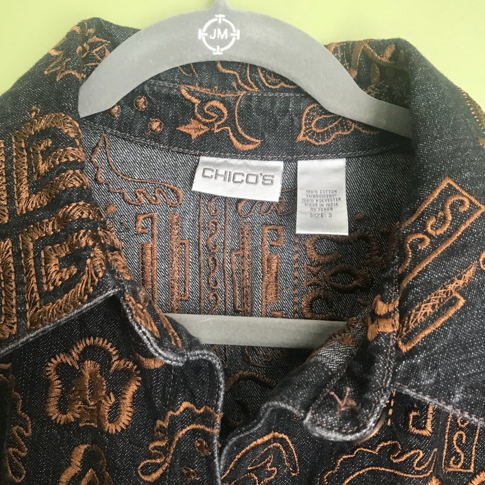 Women’s Chico’s Longsleeve Top